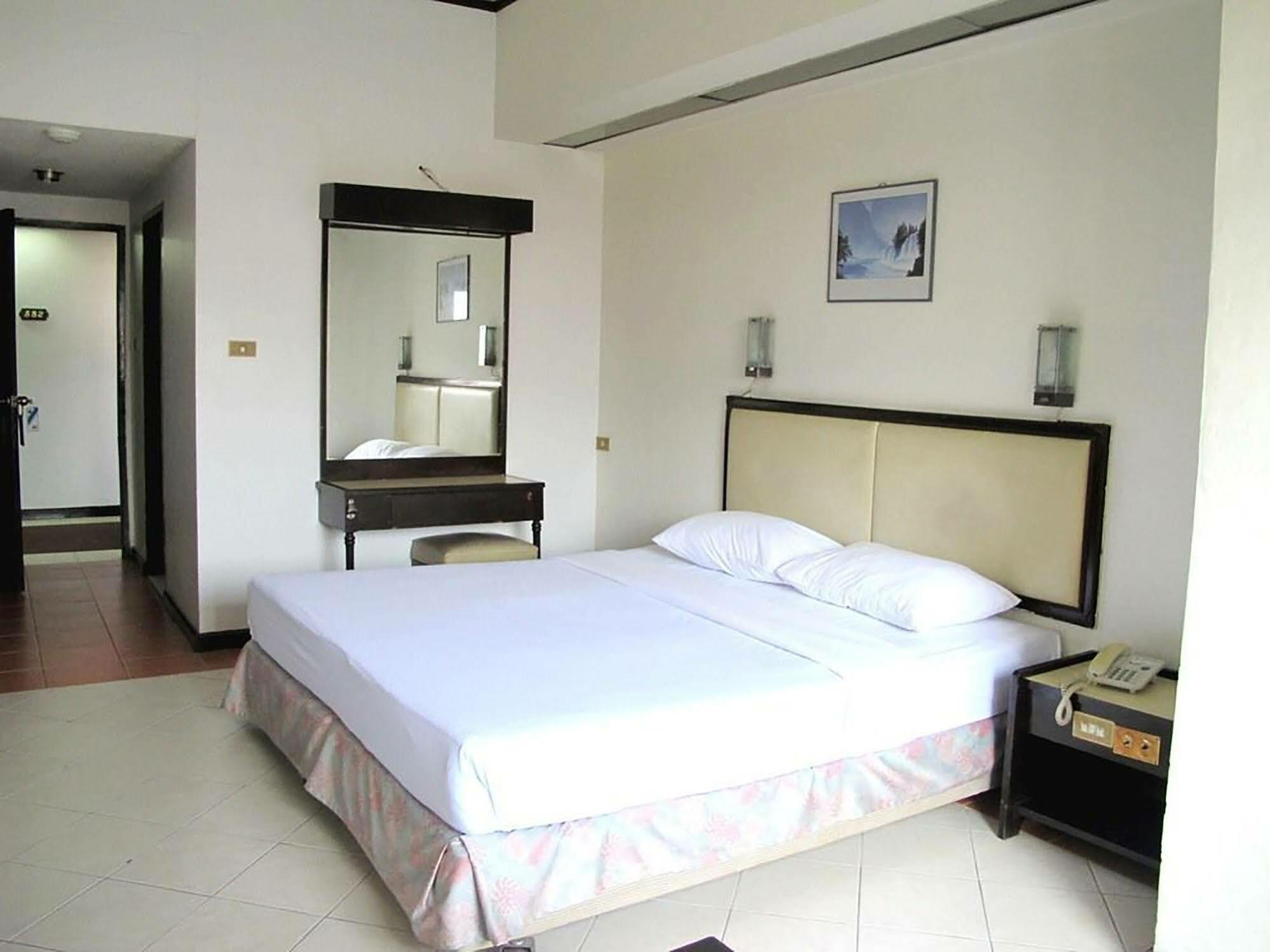 Diamond Beach Hotel Pattaya Eksteriør bilde